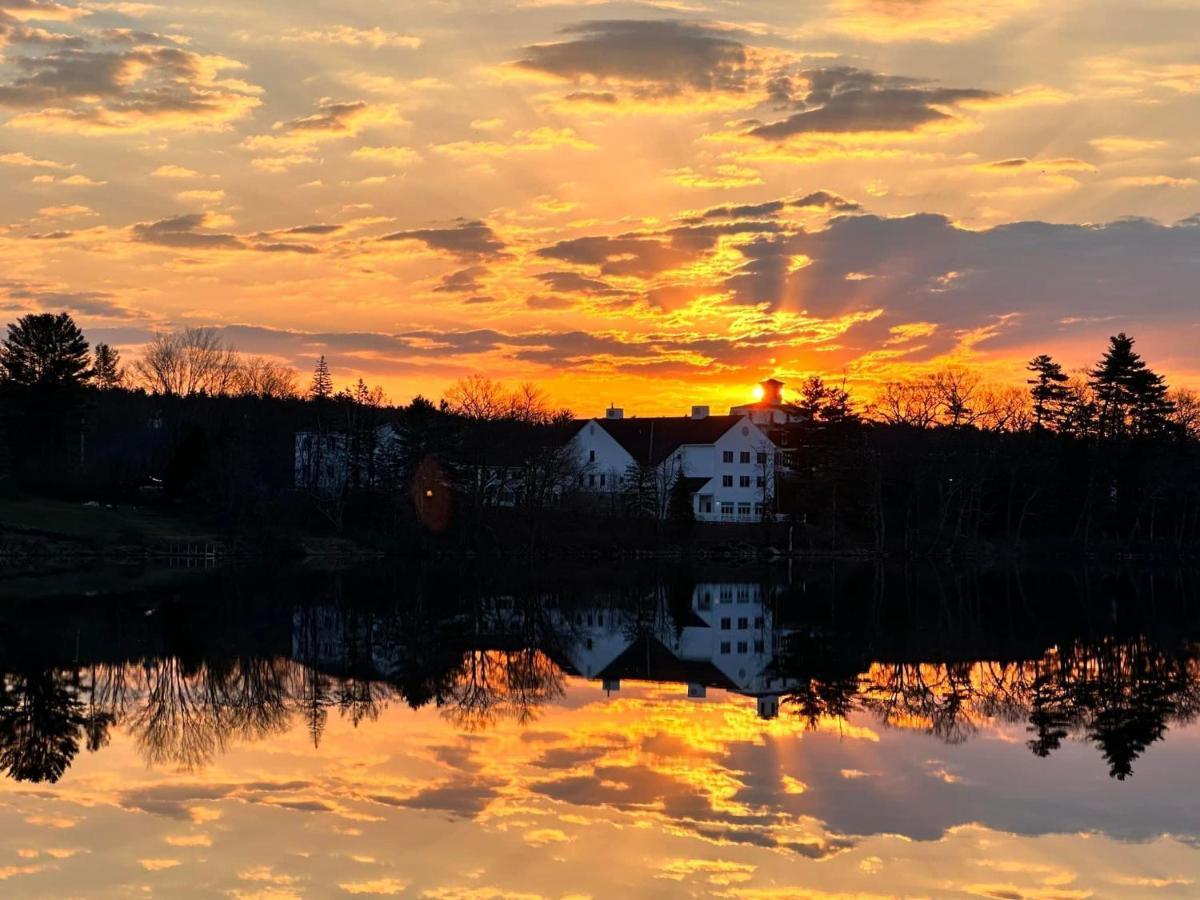 Welcome To The Lake Northwood Exteriér fotografie