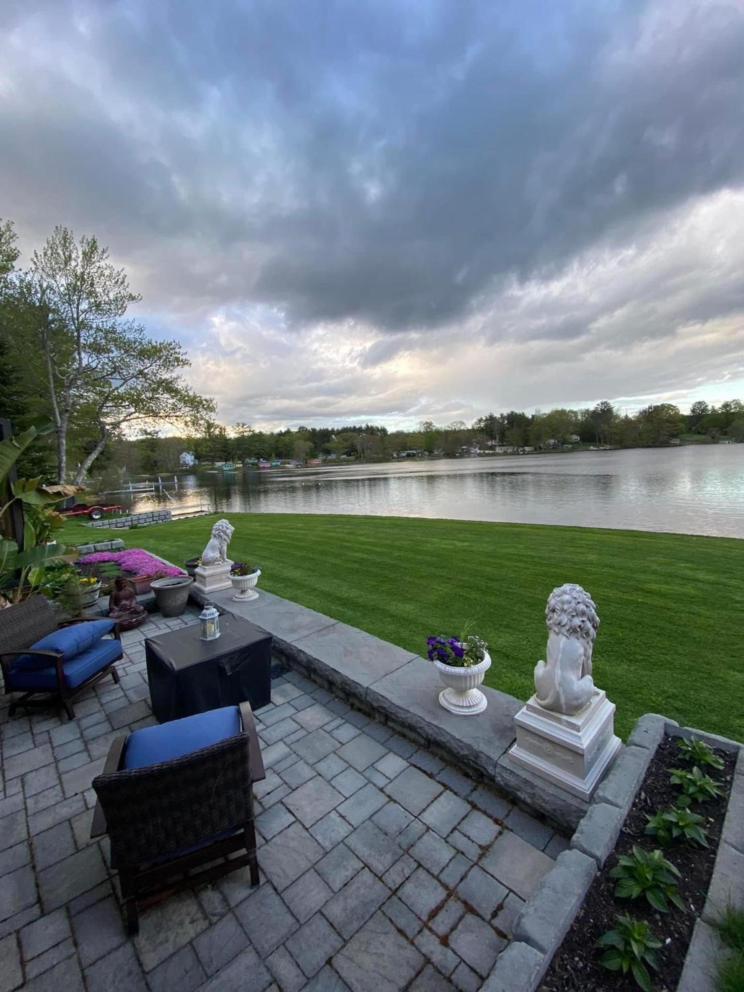 Welcome To The Lake Northwood Exteriér fotografie
